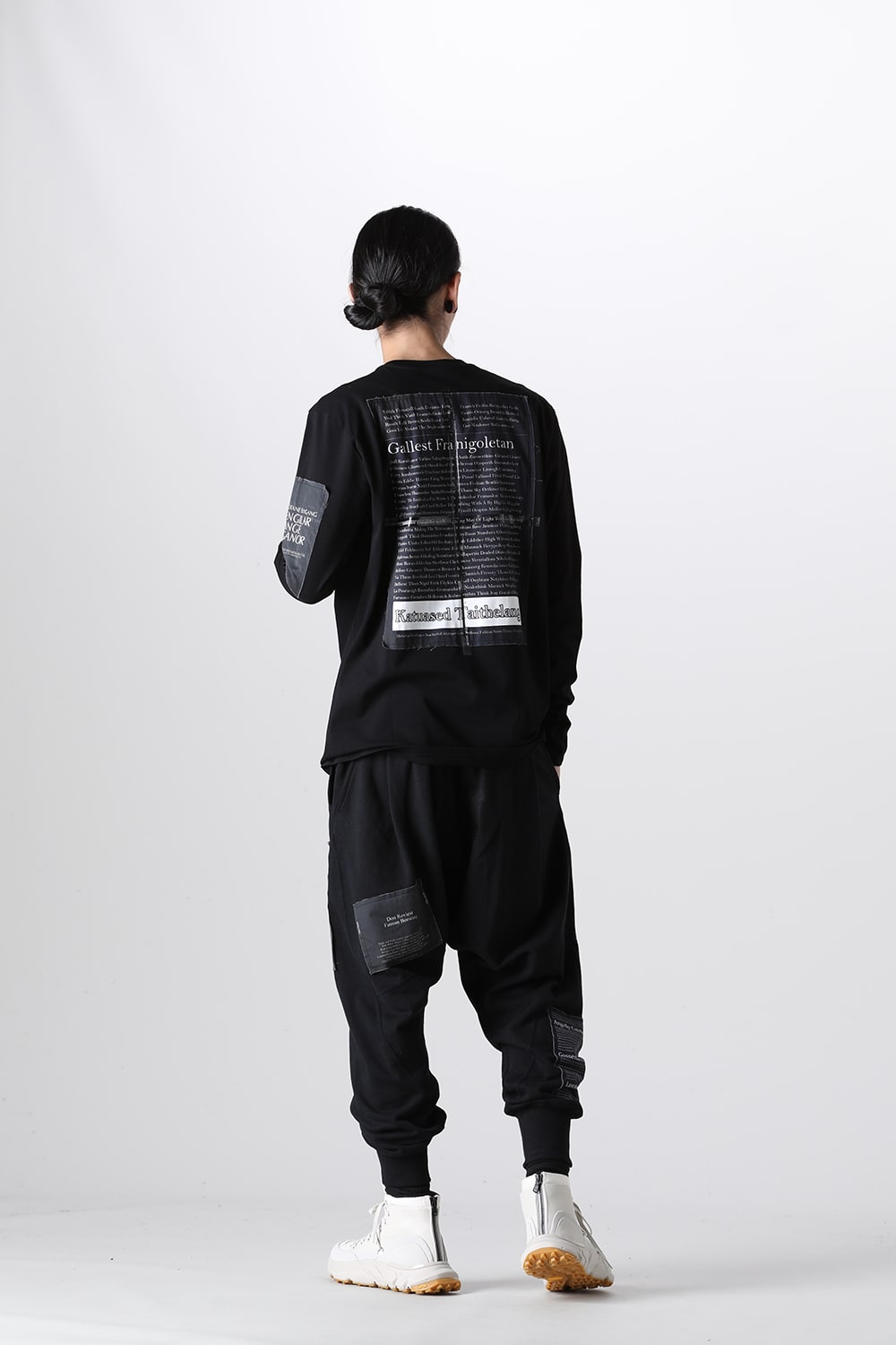 Long Sleeve T-shirt w/Printed Patches