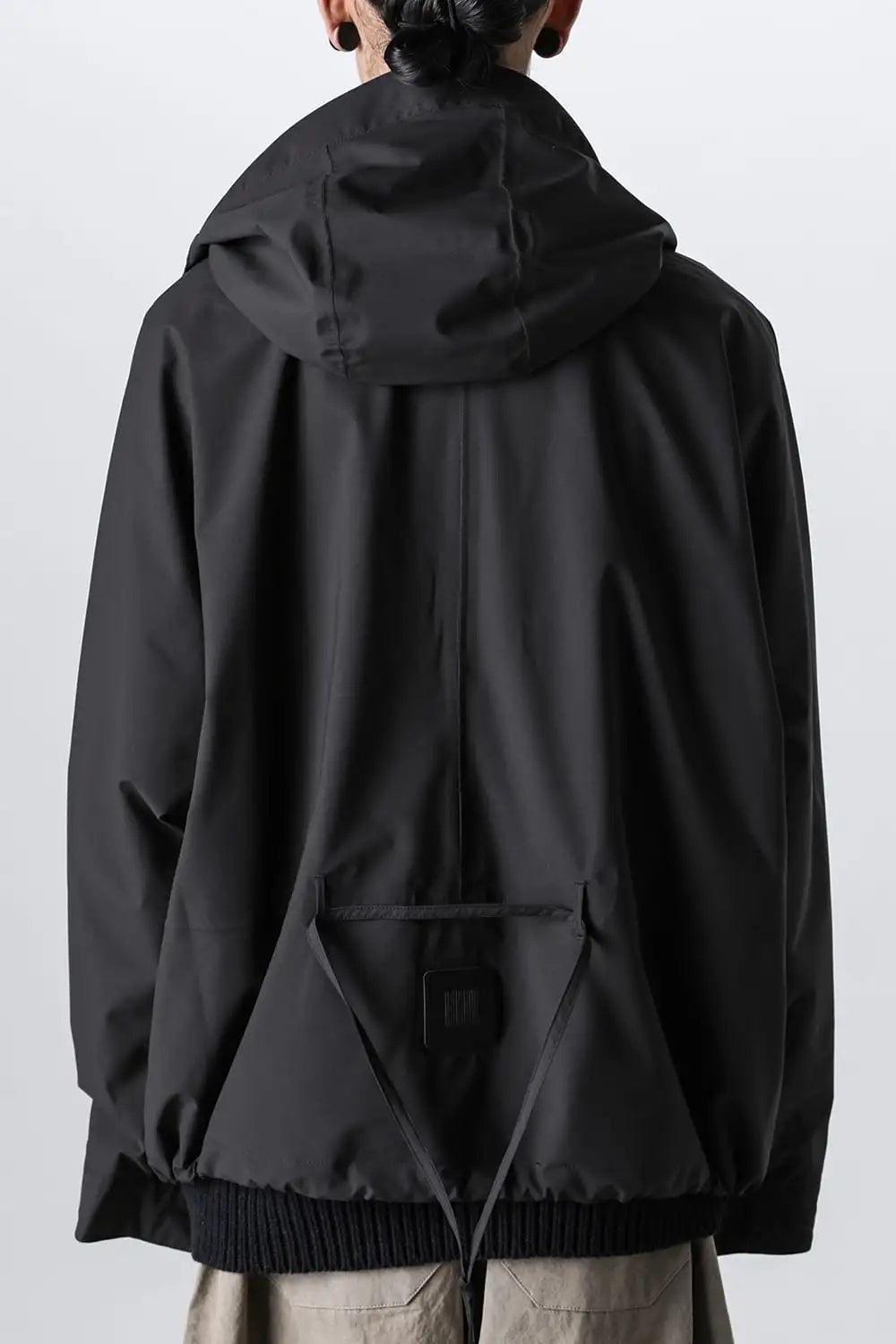 Harmattan Unisex Cropped Black