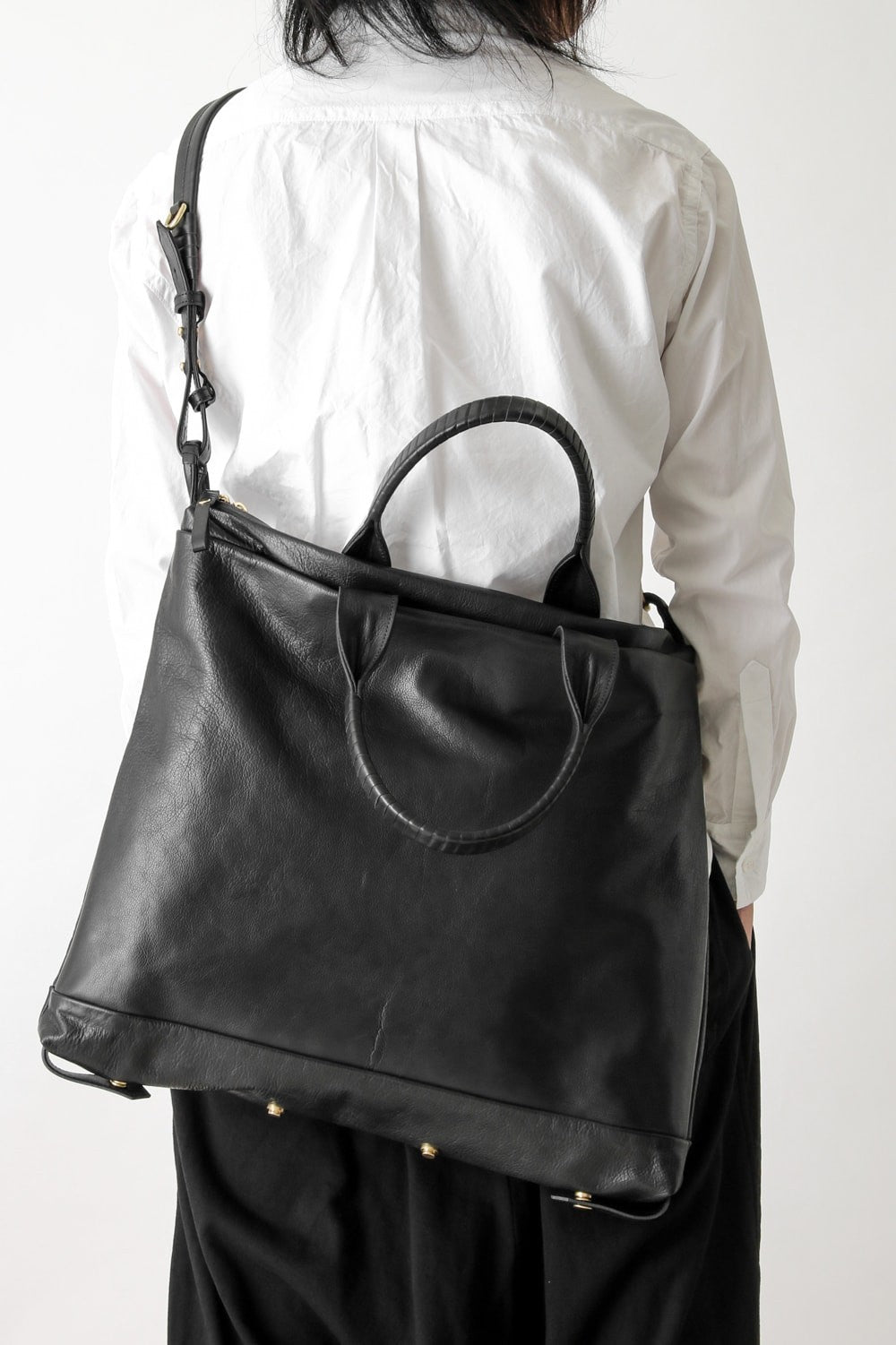 Flat tote - oil shrink