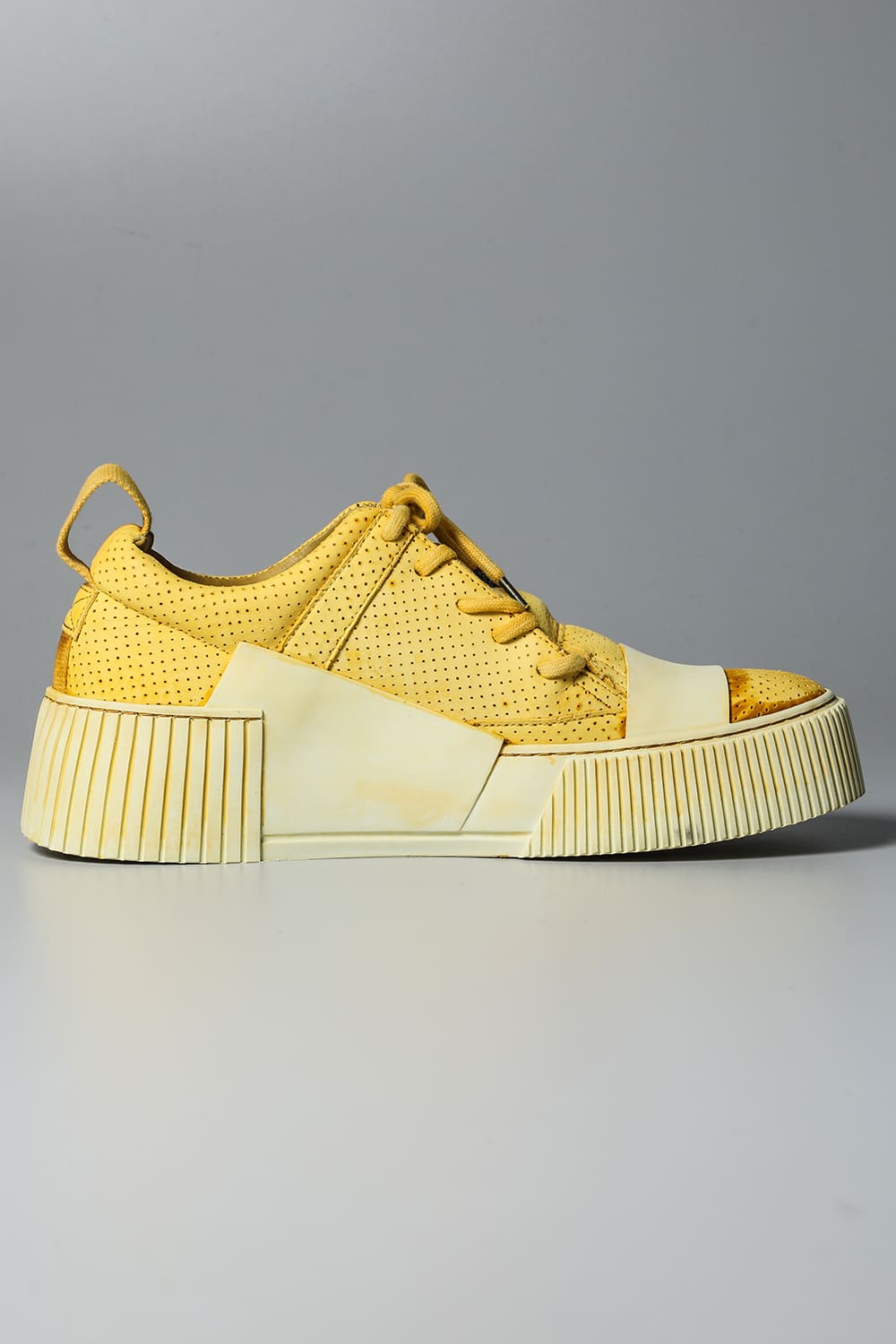 BAMBA2.1 PERFORATED LEATHER / WHITE SOLE