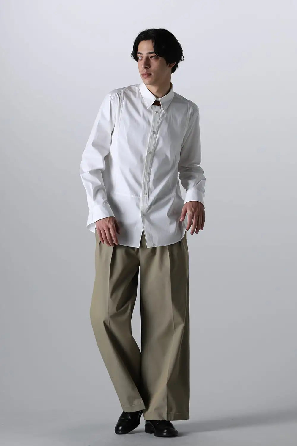 Front panel Shirt With Leather Tab White