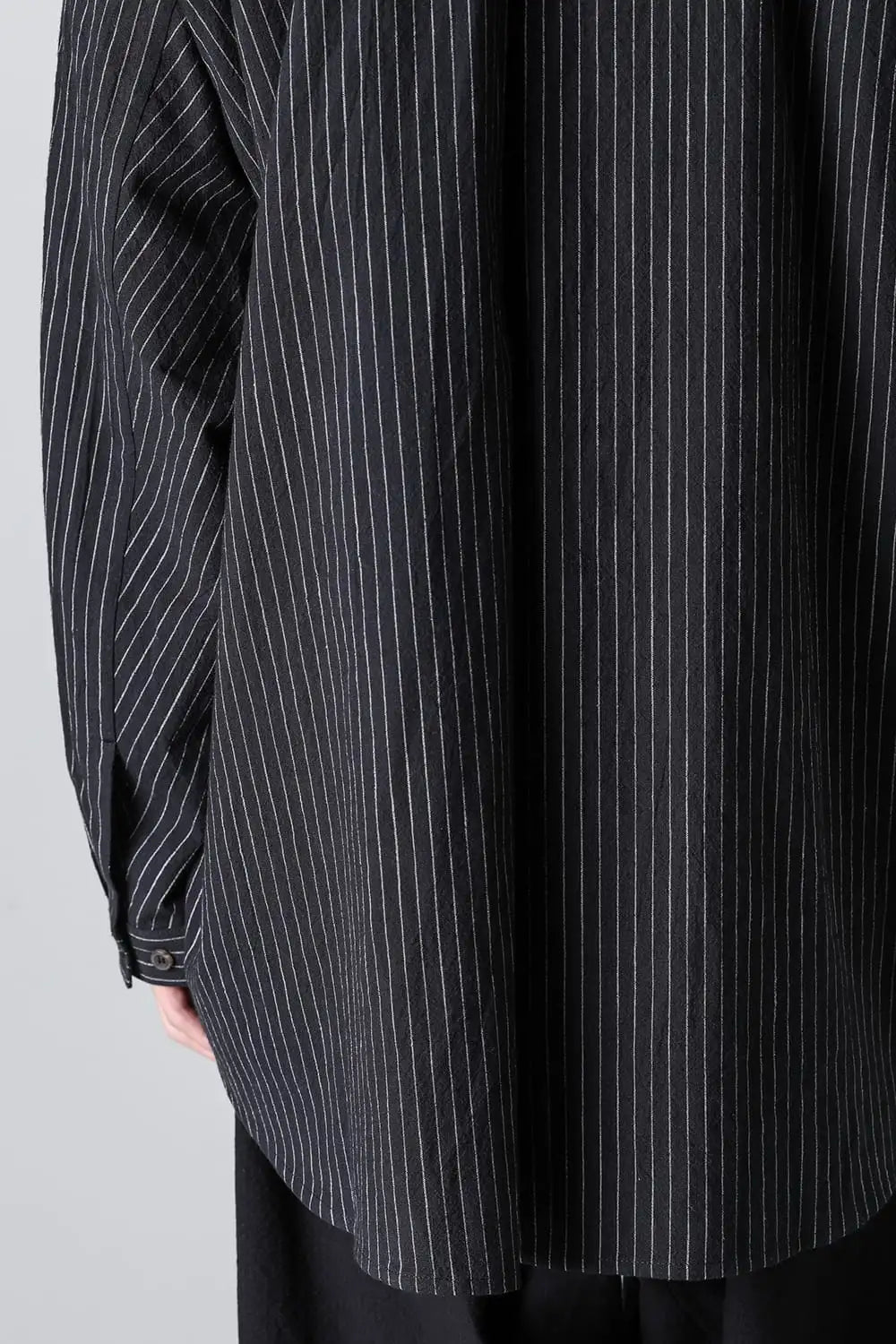 シャツ#100 コットンシーチング ブラックストライプ