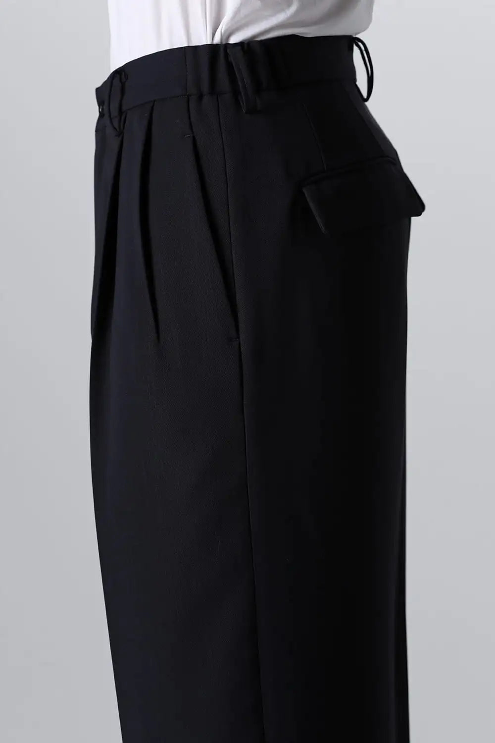 Two Tucks Wide Trousers Dark Navy