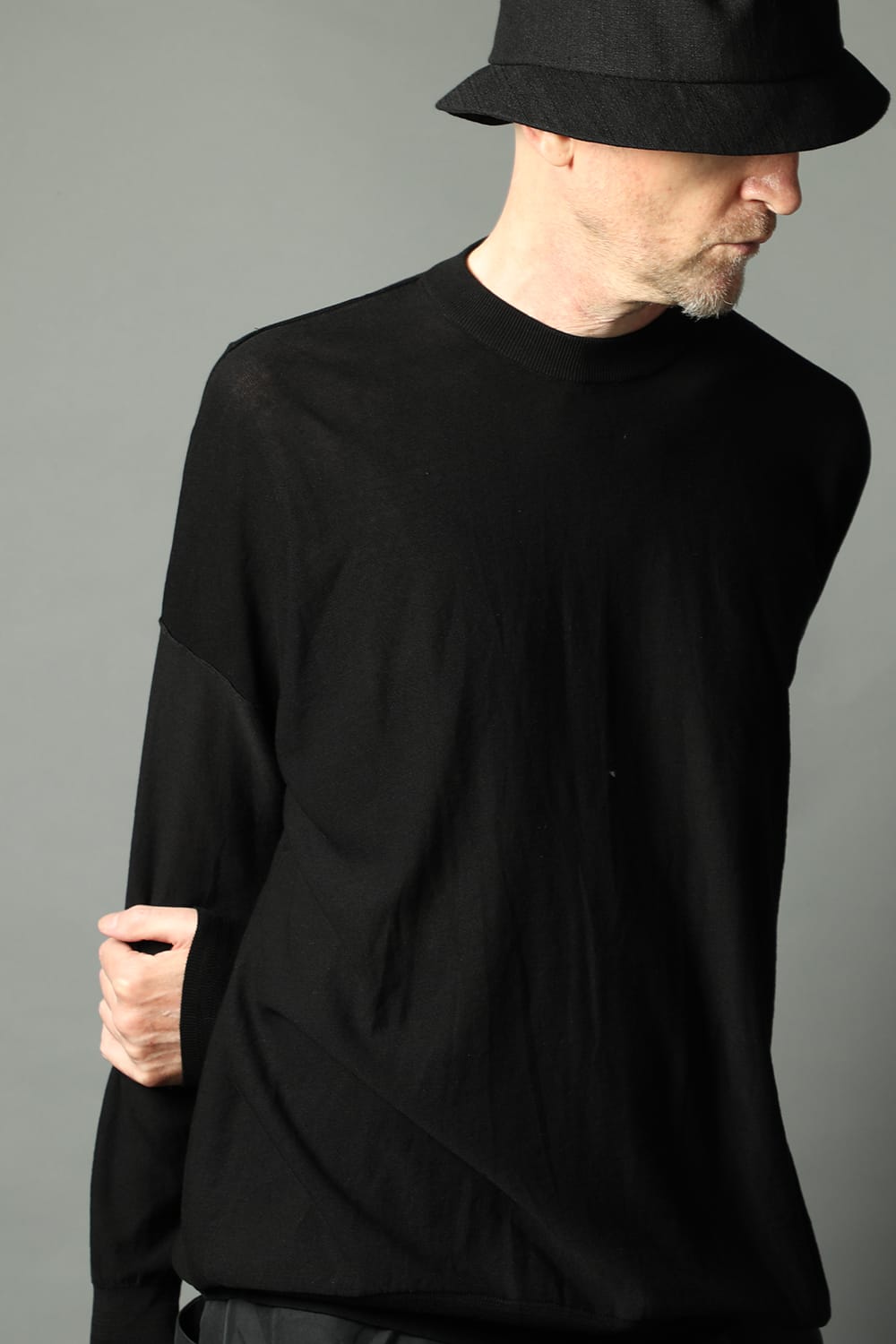 ルーズフィット ニットロングスリーブ シルク/コットン  ブラック