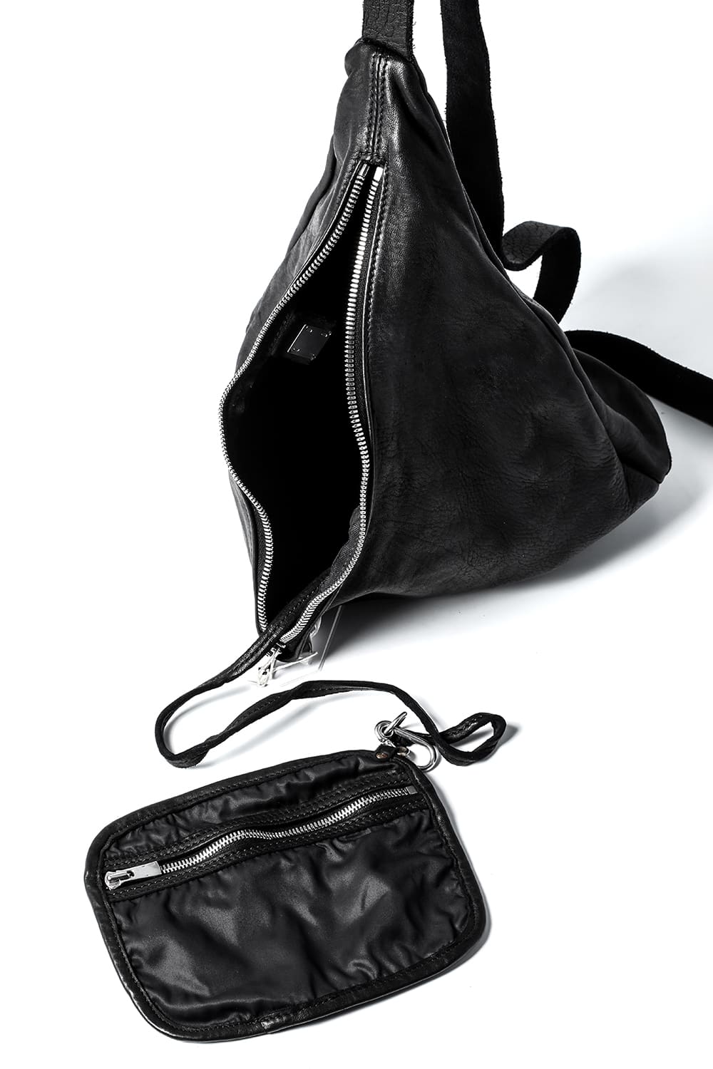 ミディアムバックパック - ソフトホースフルレインレザー - BV08