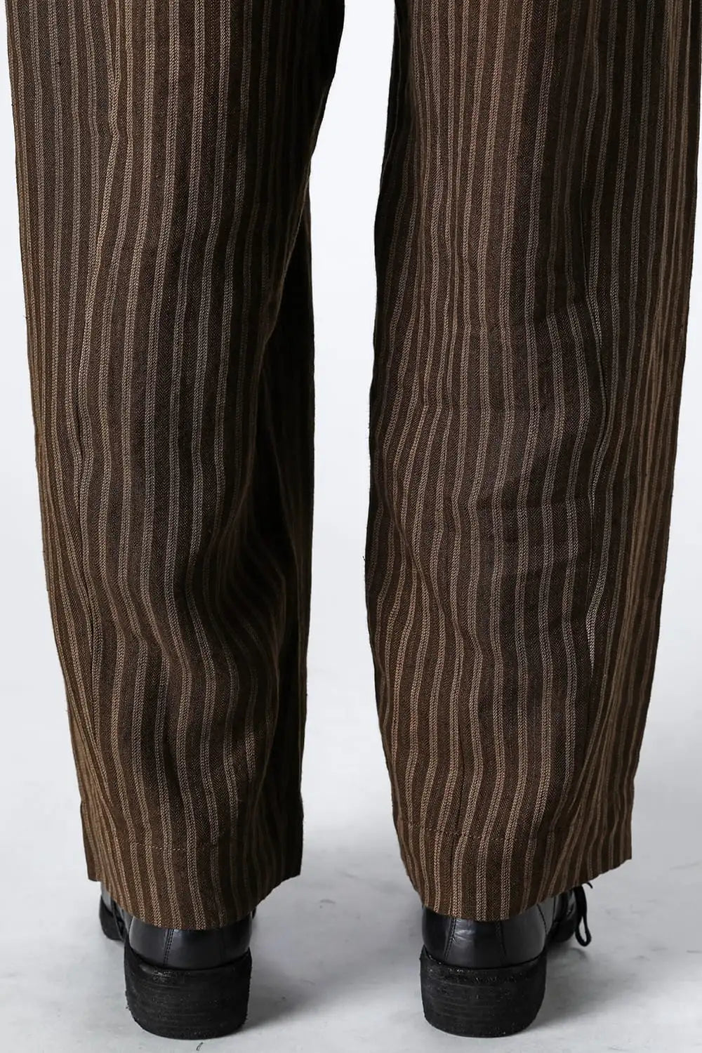 Front Pleats Tapered Long Trousers
