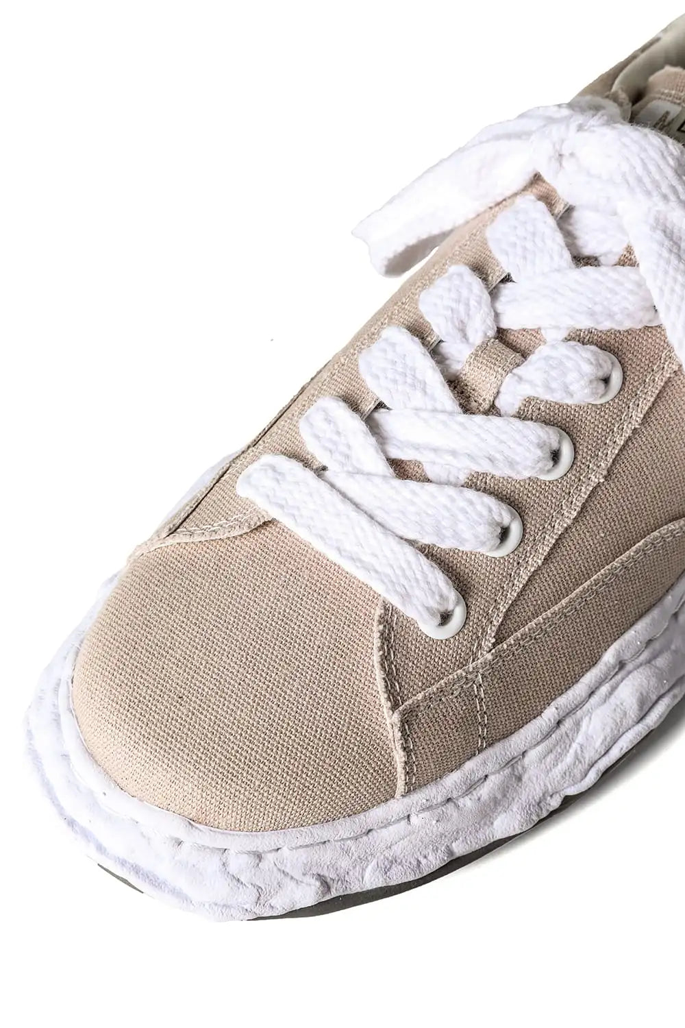 CHARLES Original sole canvas Low-cut sneakers Beige