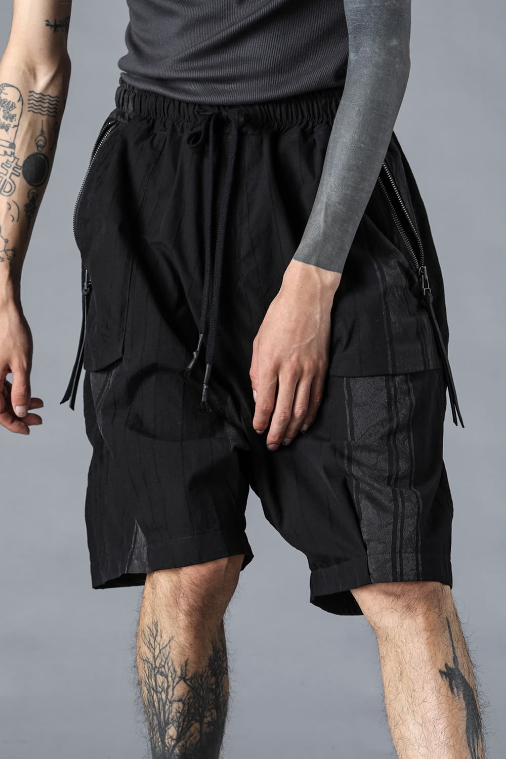 Crack Random Stripe Jacquard Baggy Shorts