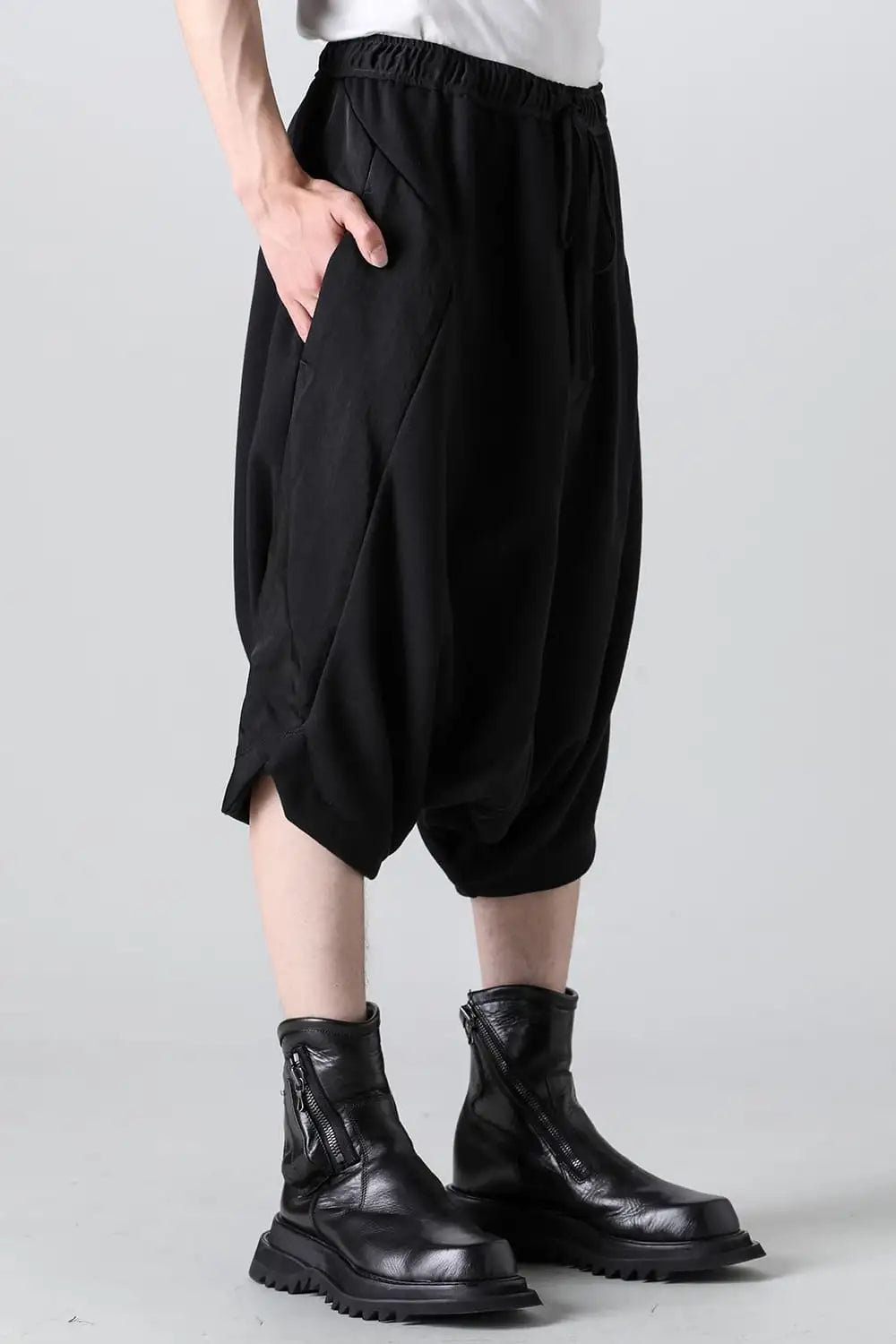 Cotton Sweat Sarouel Short Pants Black