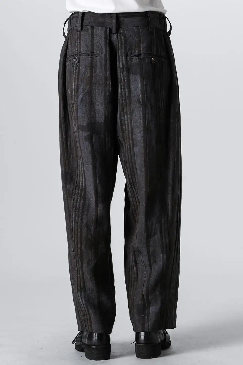 Front Pleats Tapered Long Trousers