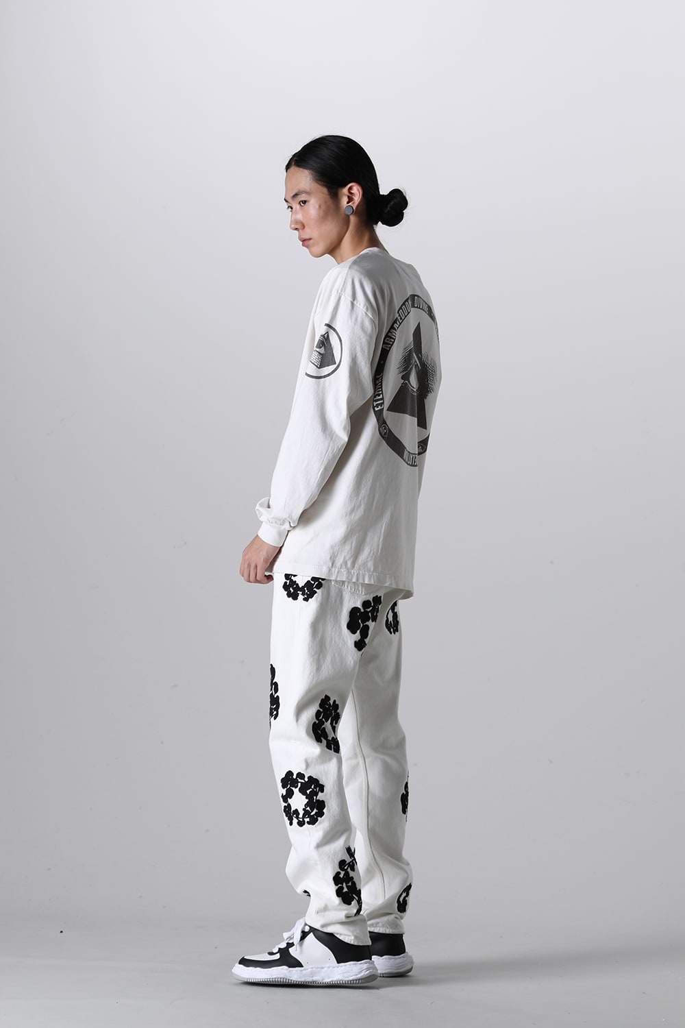 KOSUKE KAWAMURA × ©SAINT M×××××× COMPLICATED Long sleeve T-shirt