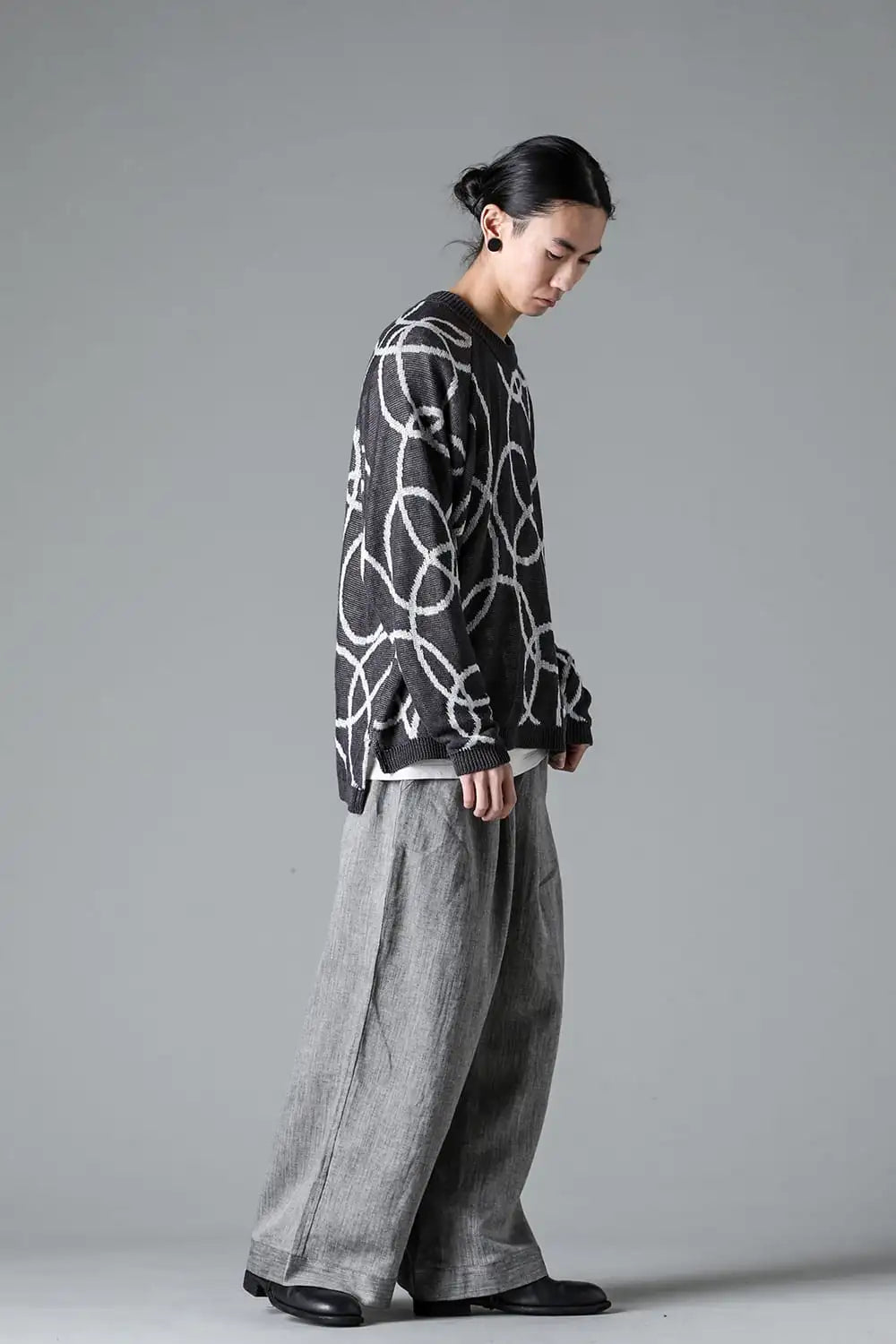 KNITTED CREW NECK Hemp yarn 7gg DK GREY