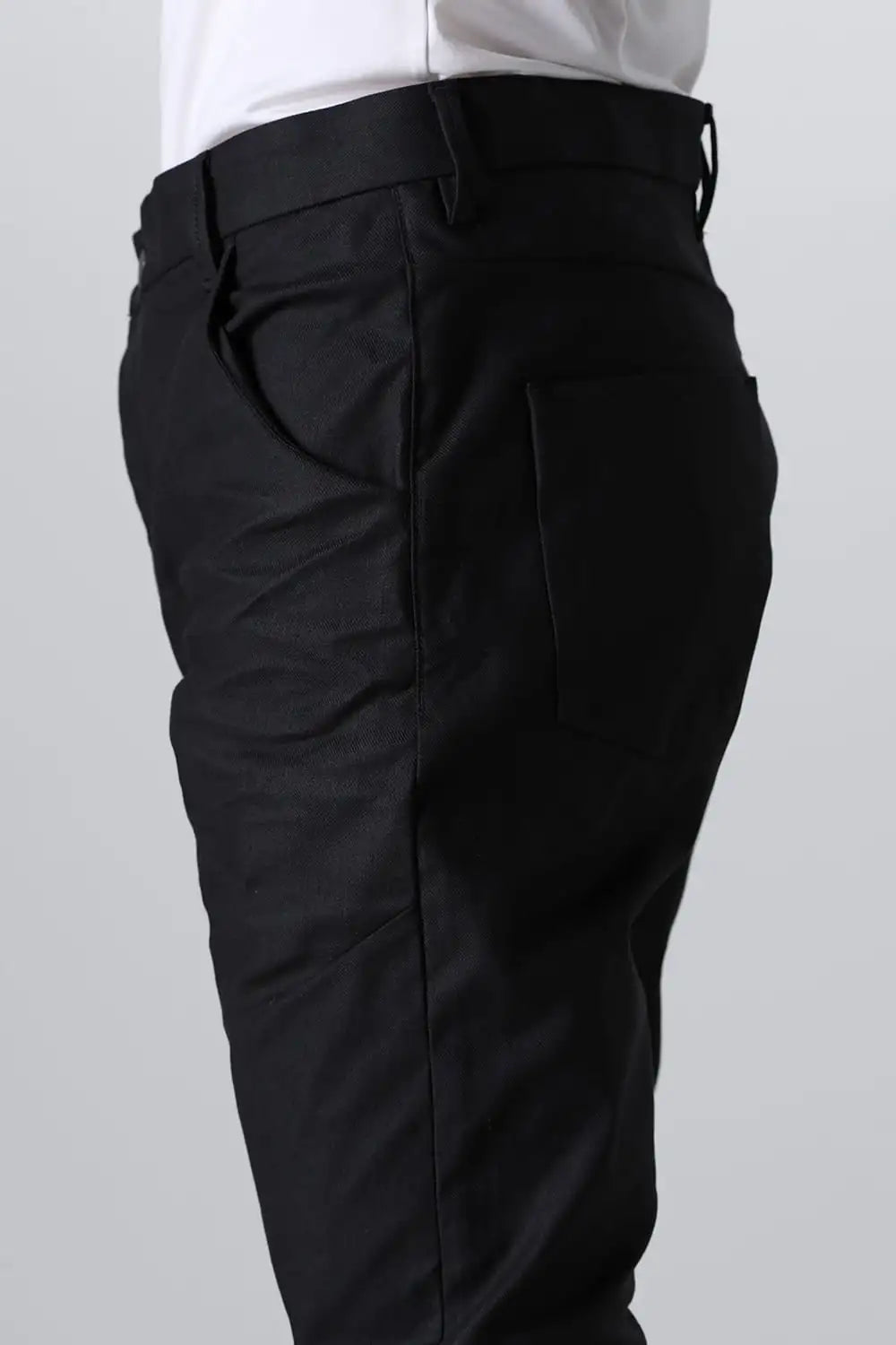 ジーンズ ブラック