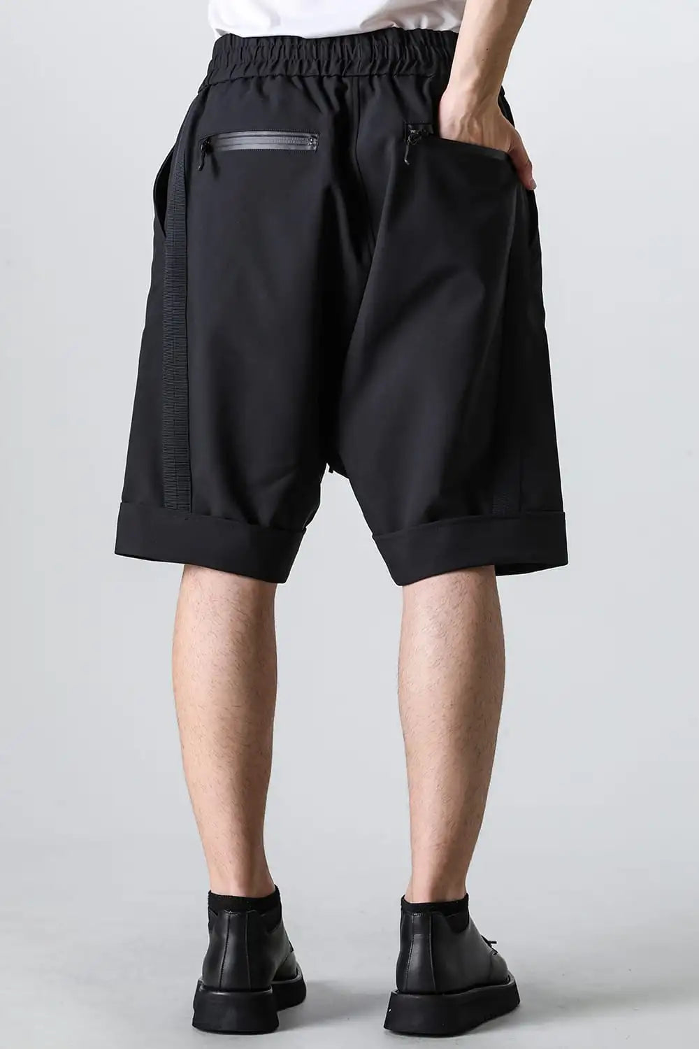 Line Buggy Shorts