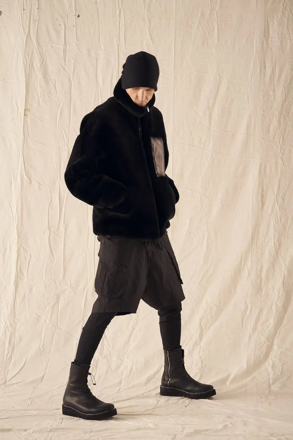 FASCINATE_THE R Limited Mouton Jacket Black