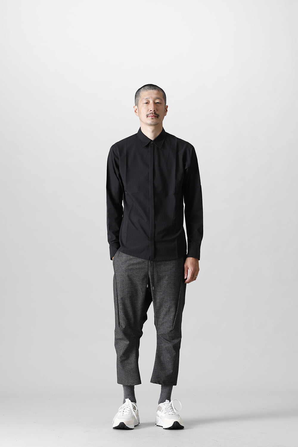 Urbane L/S Shirt Black