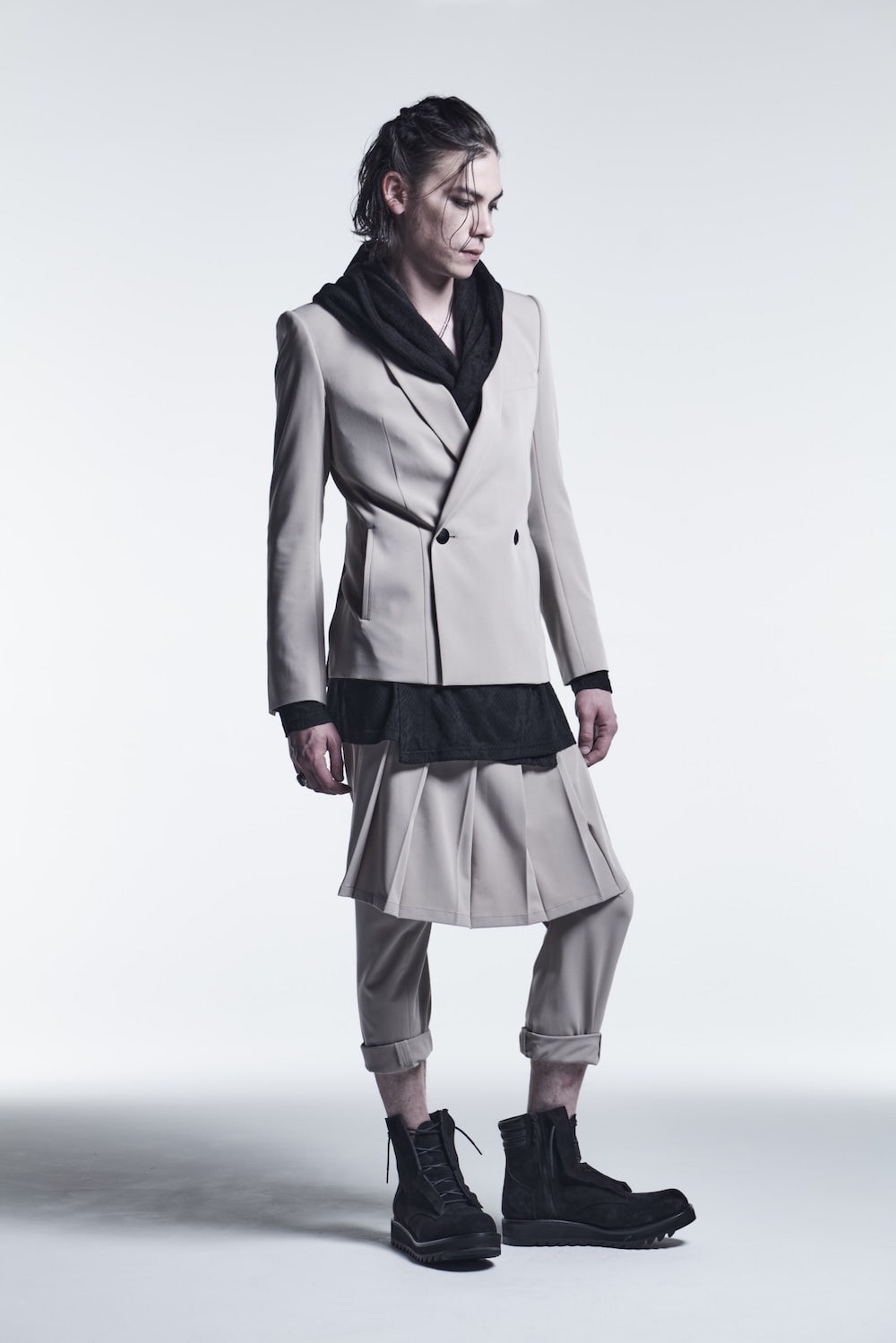 プリーツ バムフラップ ベージュ