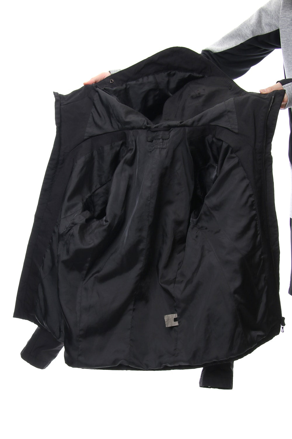 ARTICULATED HOOD JACKET