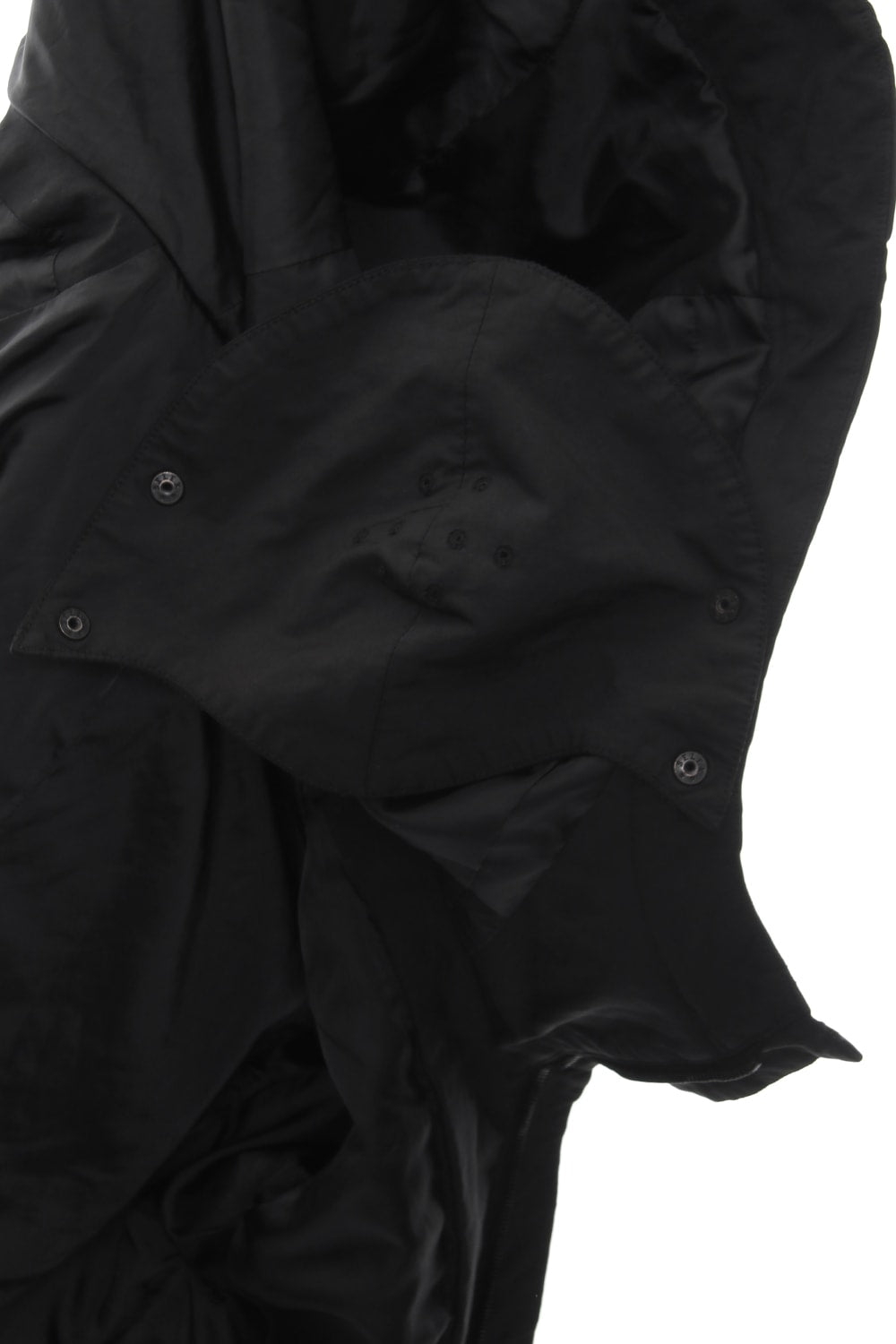 ARTICULATED HOOD JACKET