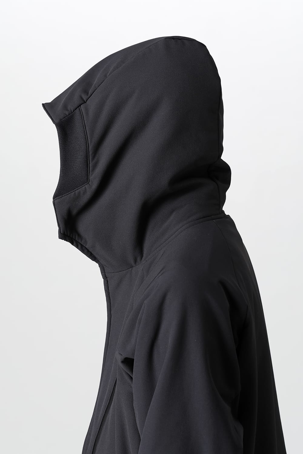 Vacuum Neck Soft Shell Parka Black