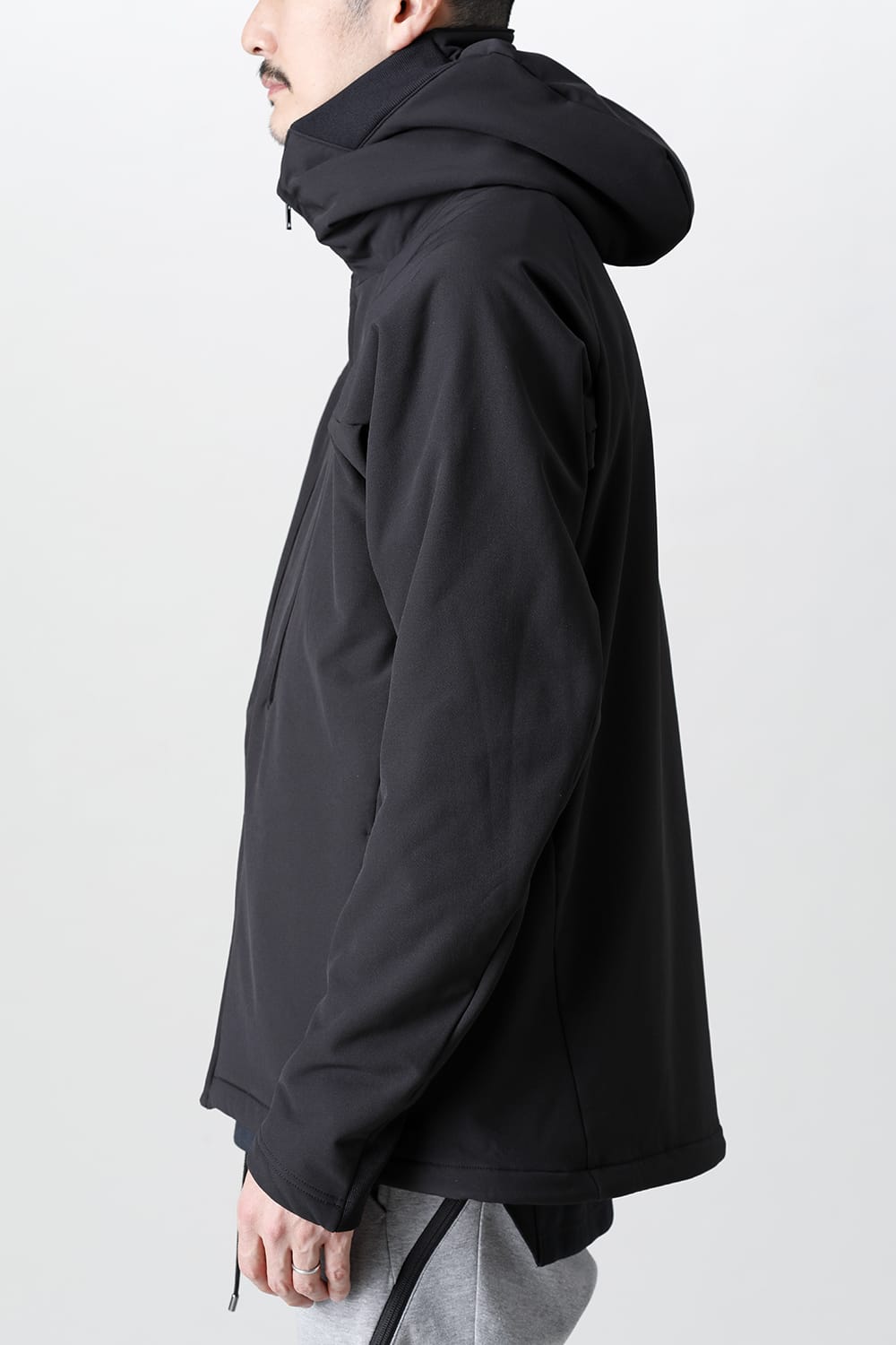 Vacuum Neck Soft Shell Parka Black