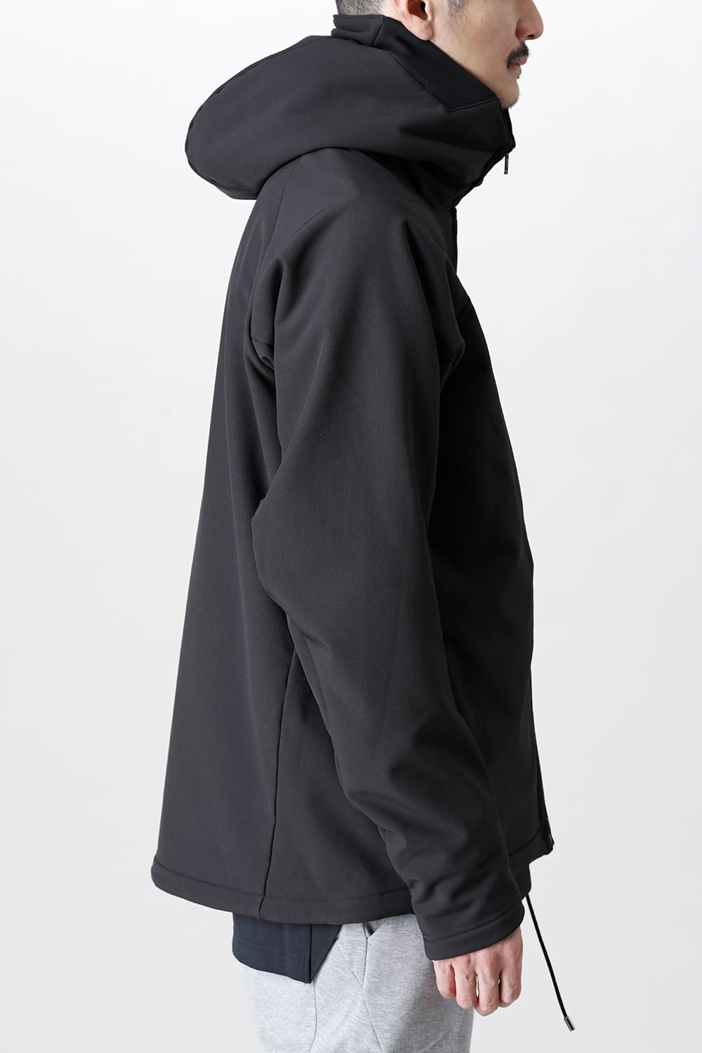 Vacuum Neck Soft Shell Parka Black