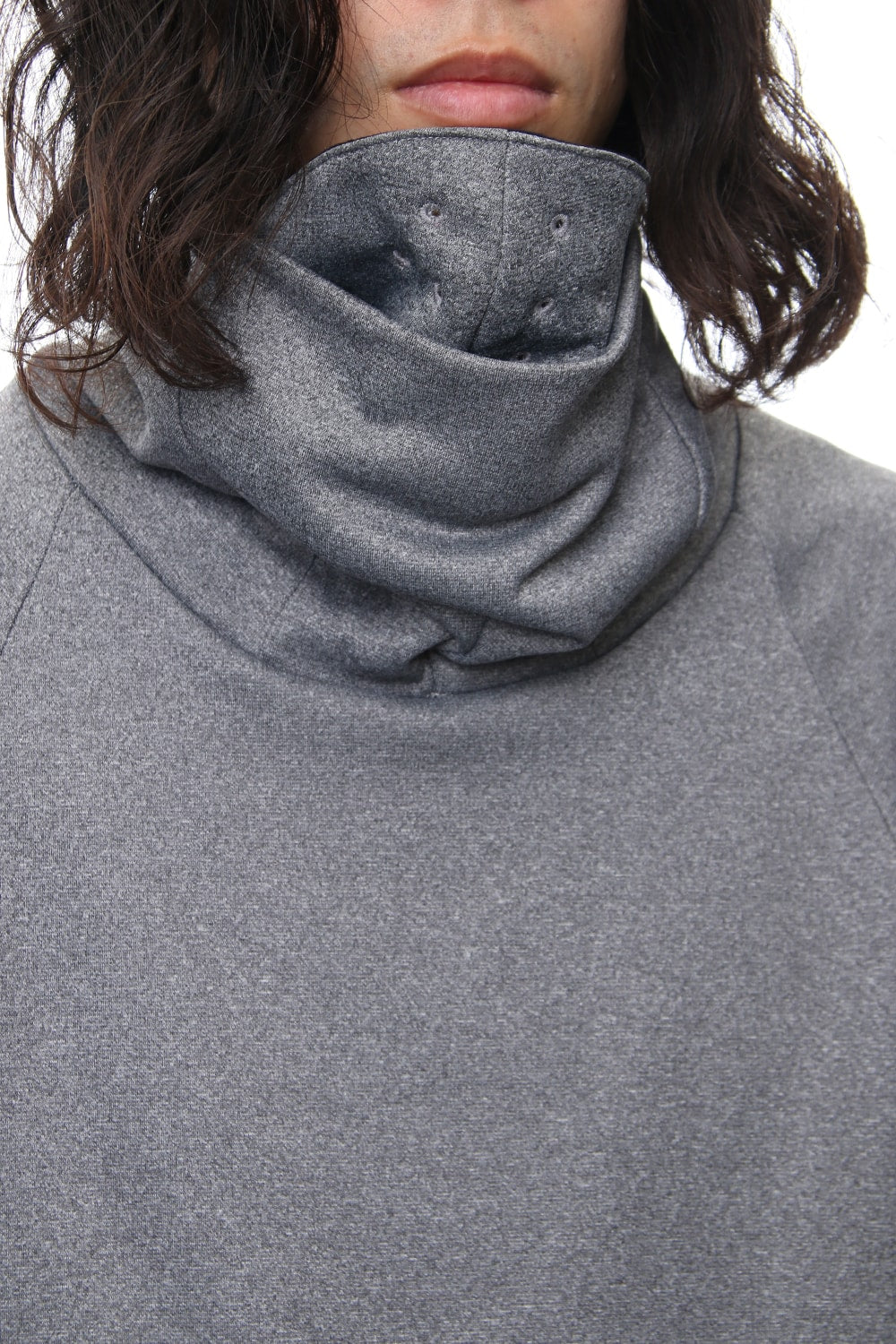 COVERED NECK L/S