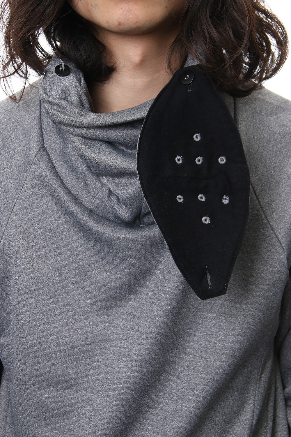 COVERED NECK L/S