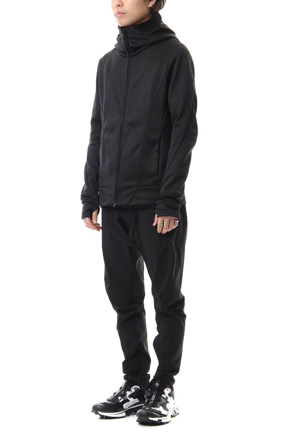 ZIP UP VACUUM NECK PARKA BLACK