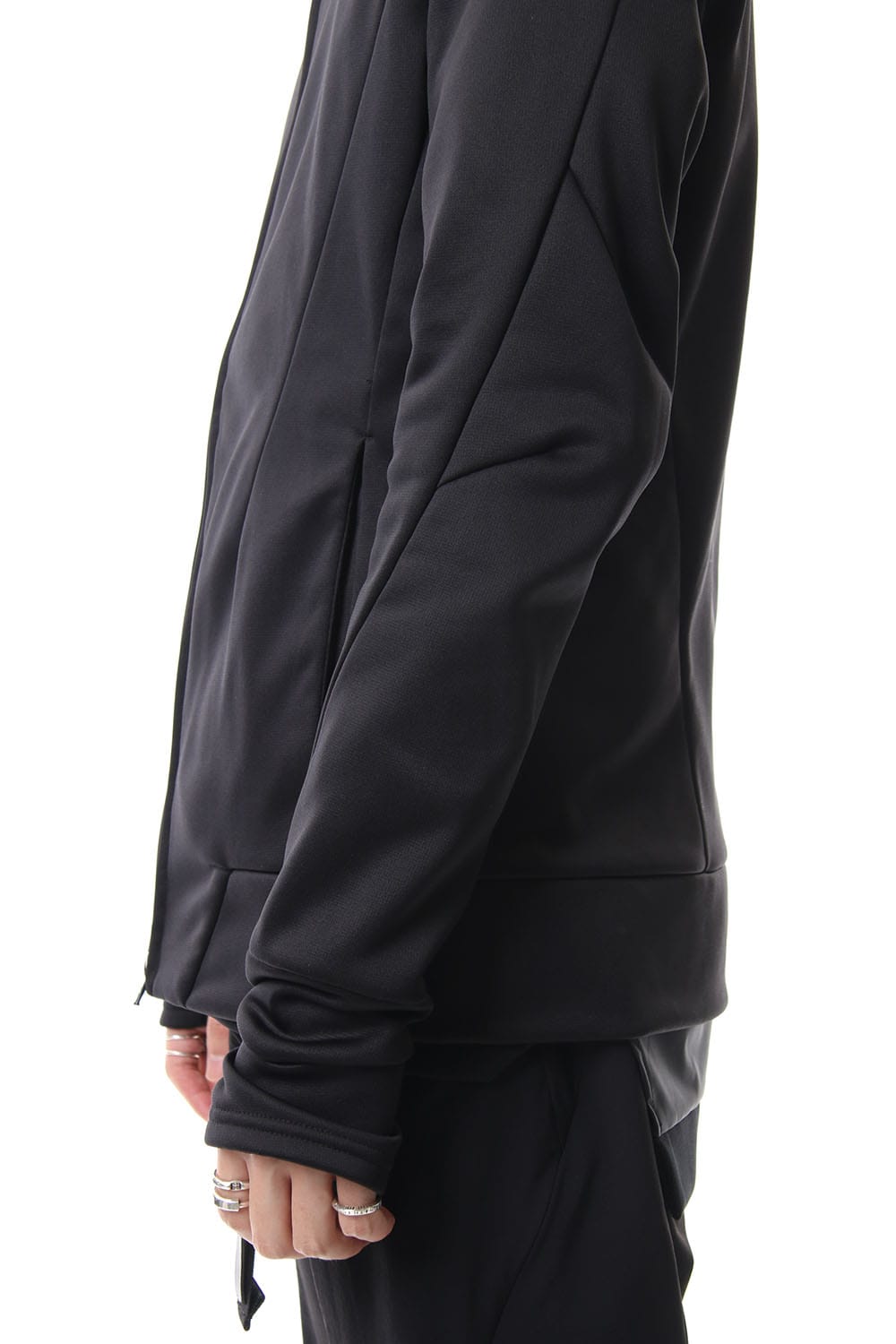 ZIP UP VACUUM NECK PARKA BLACK