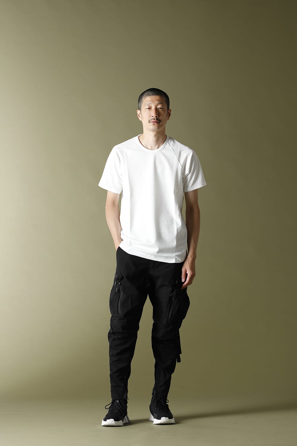 クルーネック ラグランS/S White