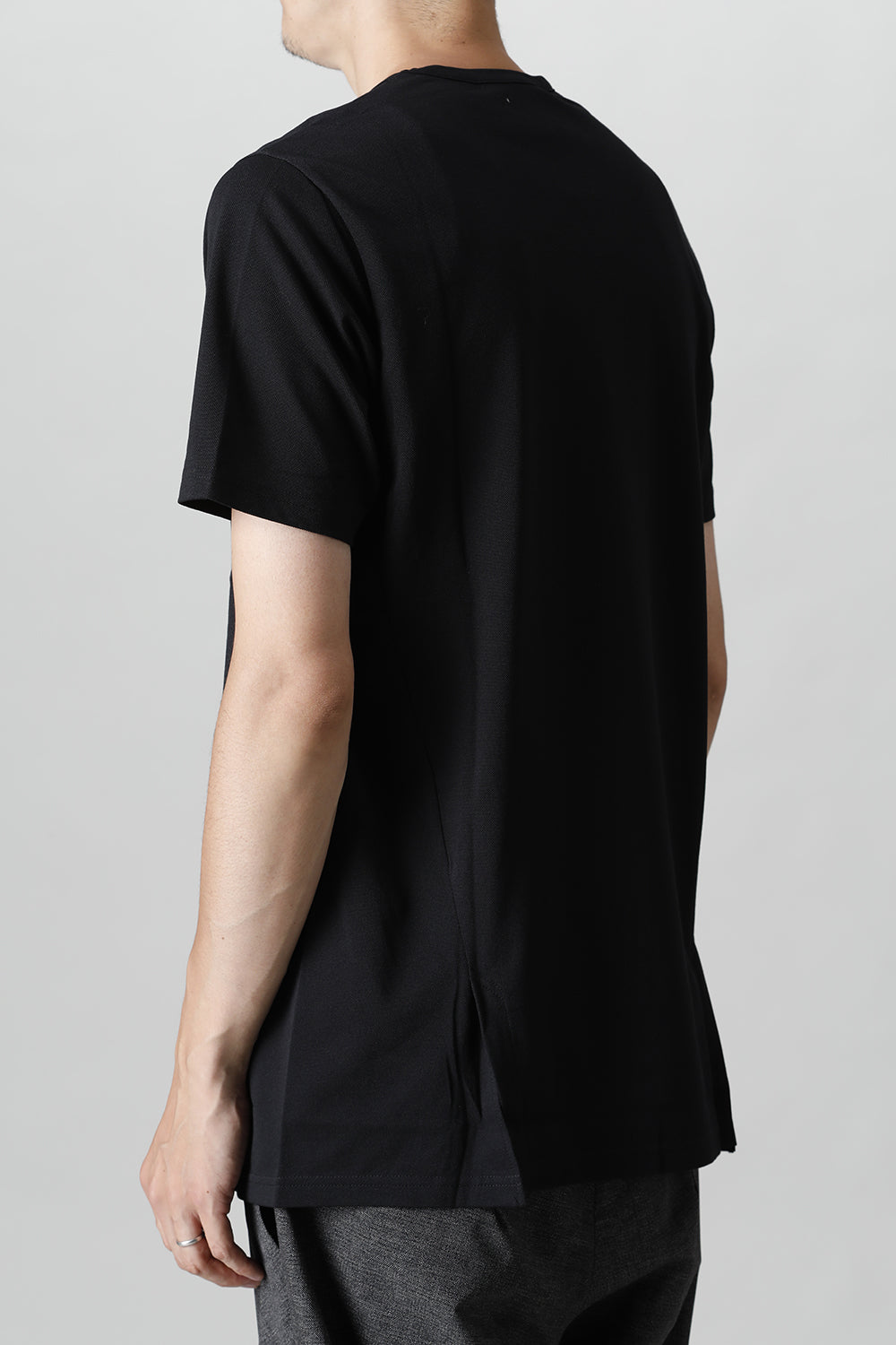 Crew Neck Sidevents S/S Black