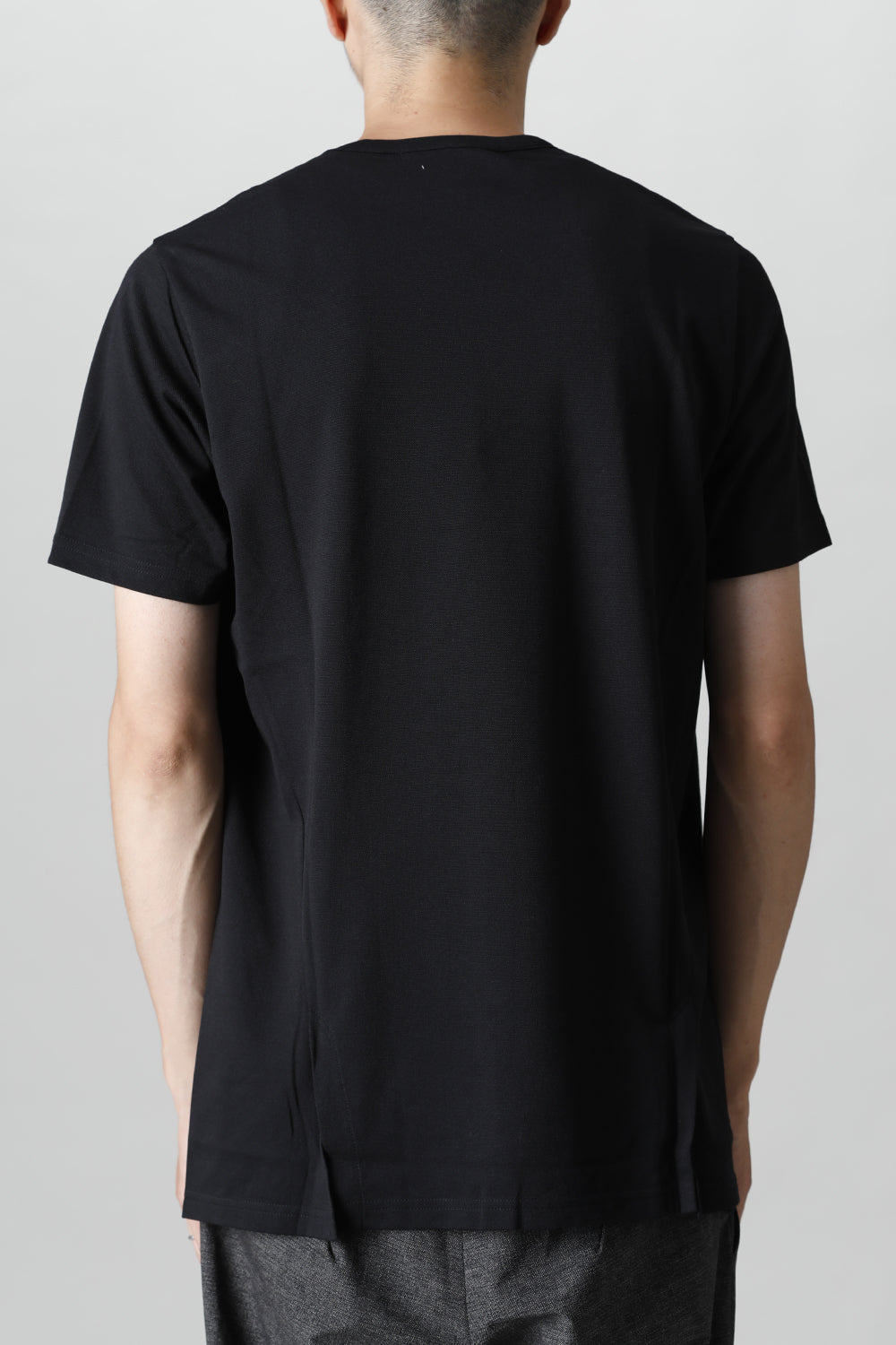 Crew Neck Sidevents S/S Black