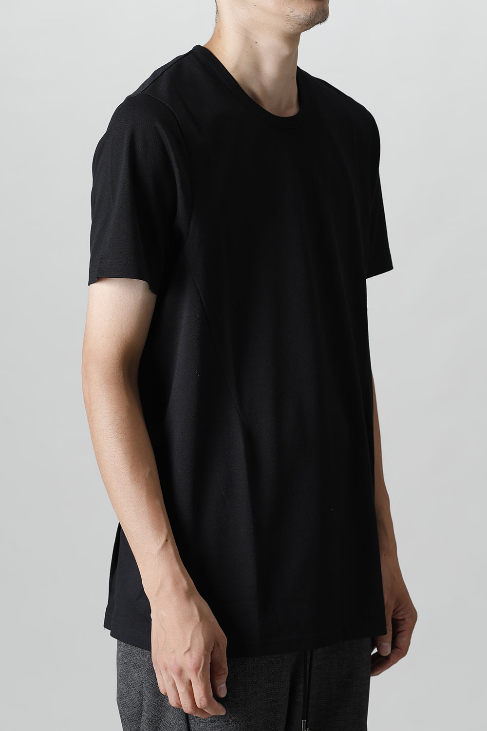 Crew Neck Sidevents S/S Black