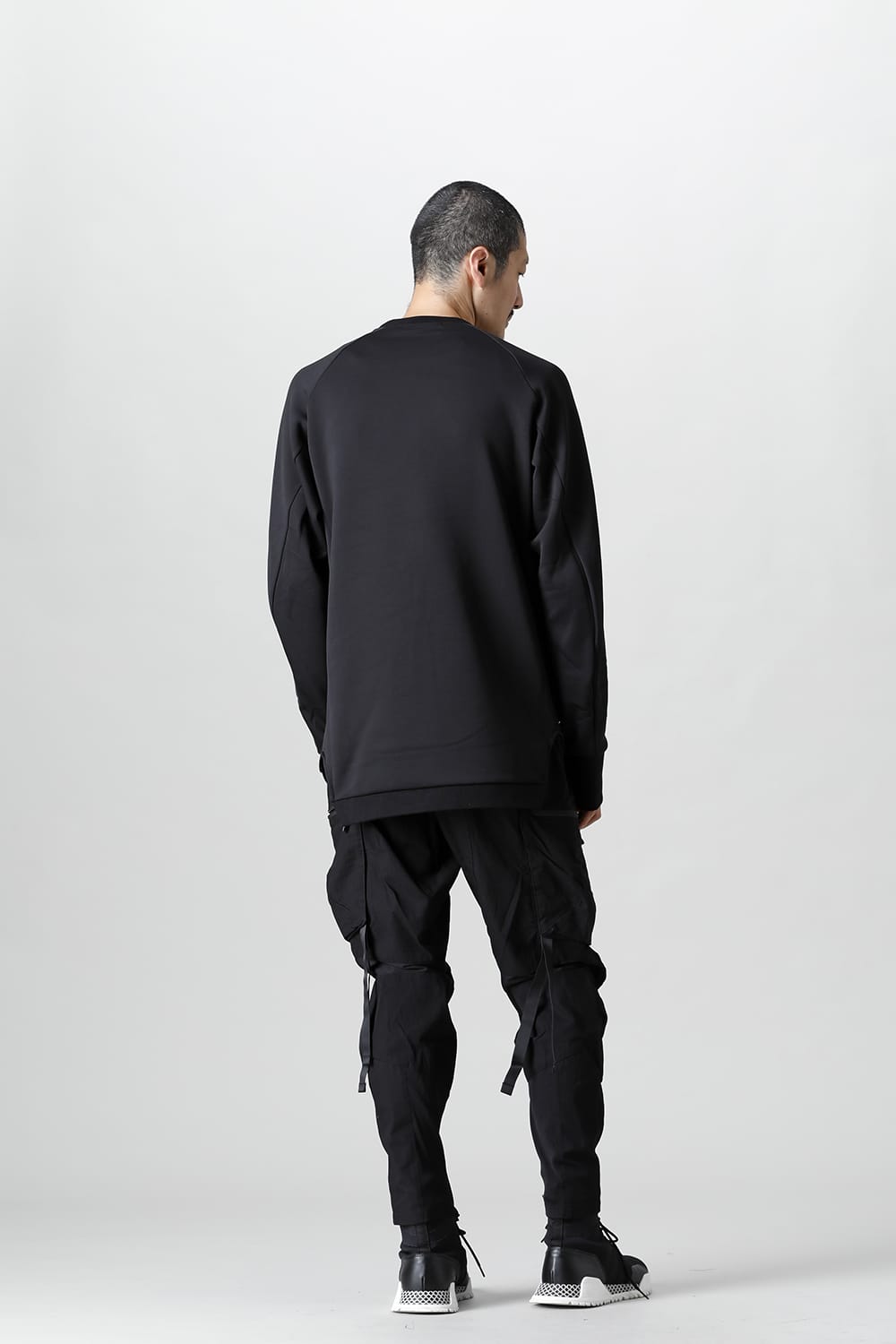 テック クルーネック トップ Black