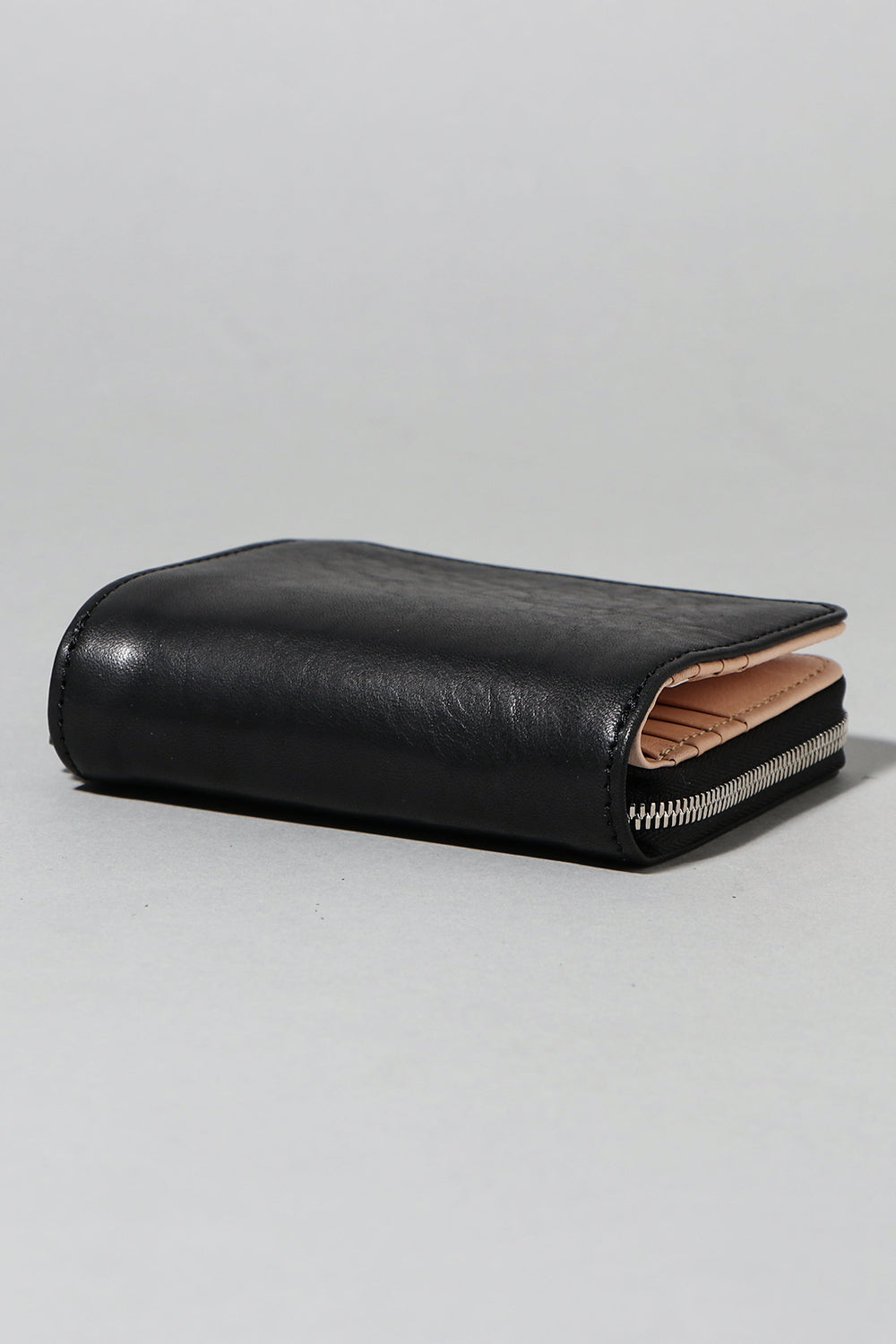 Tower half Wallet - Cow leather from Hokkaido Black