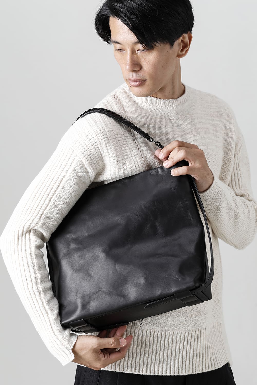 Parallel Shoulder M H.Cow