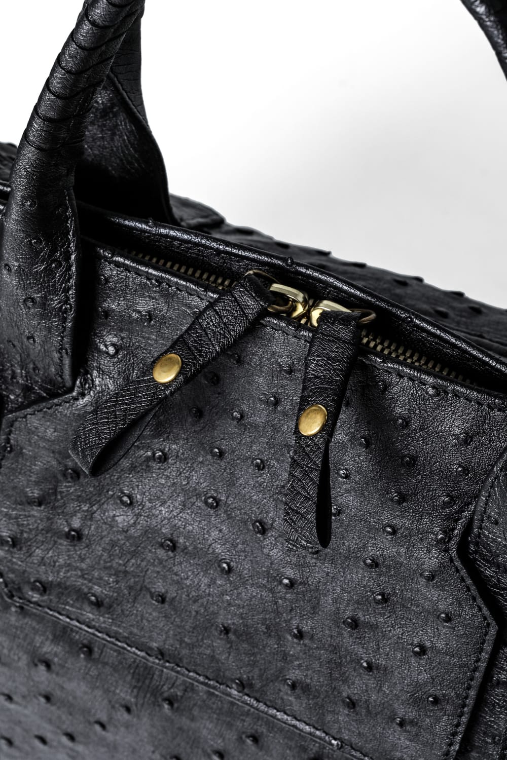 key hole BOSTON Ostrch