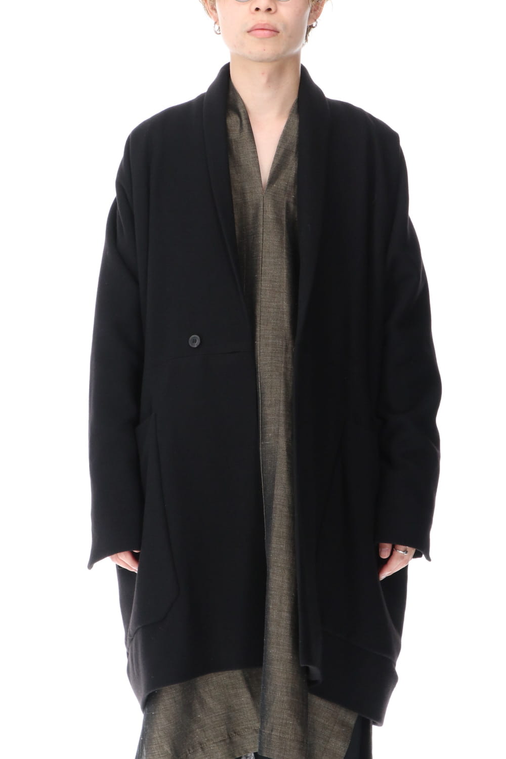 AINU Collar Coat Black Yak Wool