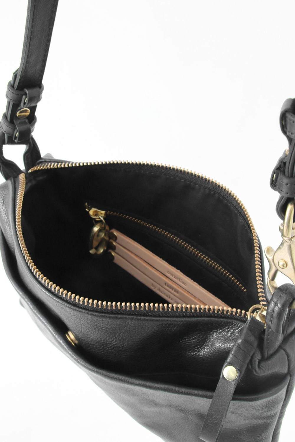 Flat Shoulder Mini - Steer oil leather