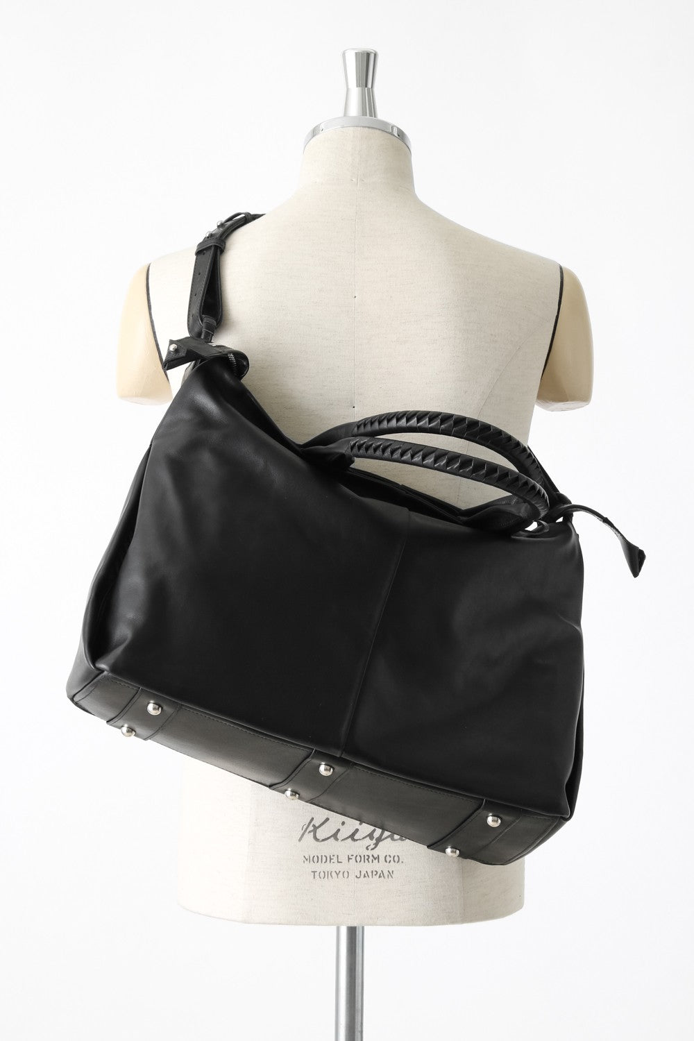 Veil Handle Mid Bag - Steer Oil