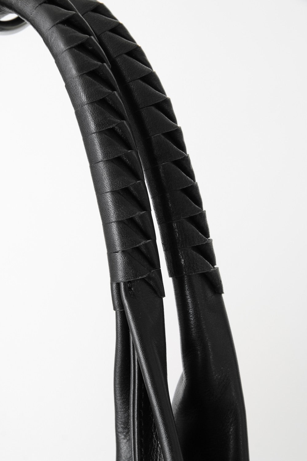 Veil Handle Mid Bag - Steer Oil