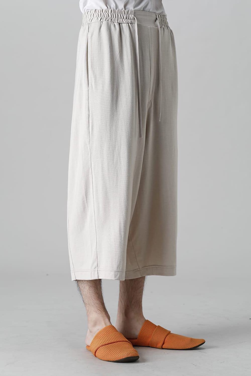 Cropped Pants White Gray