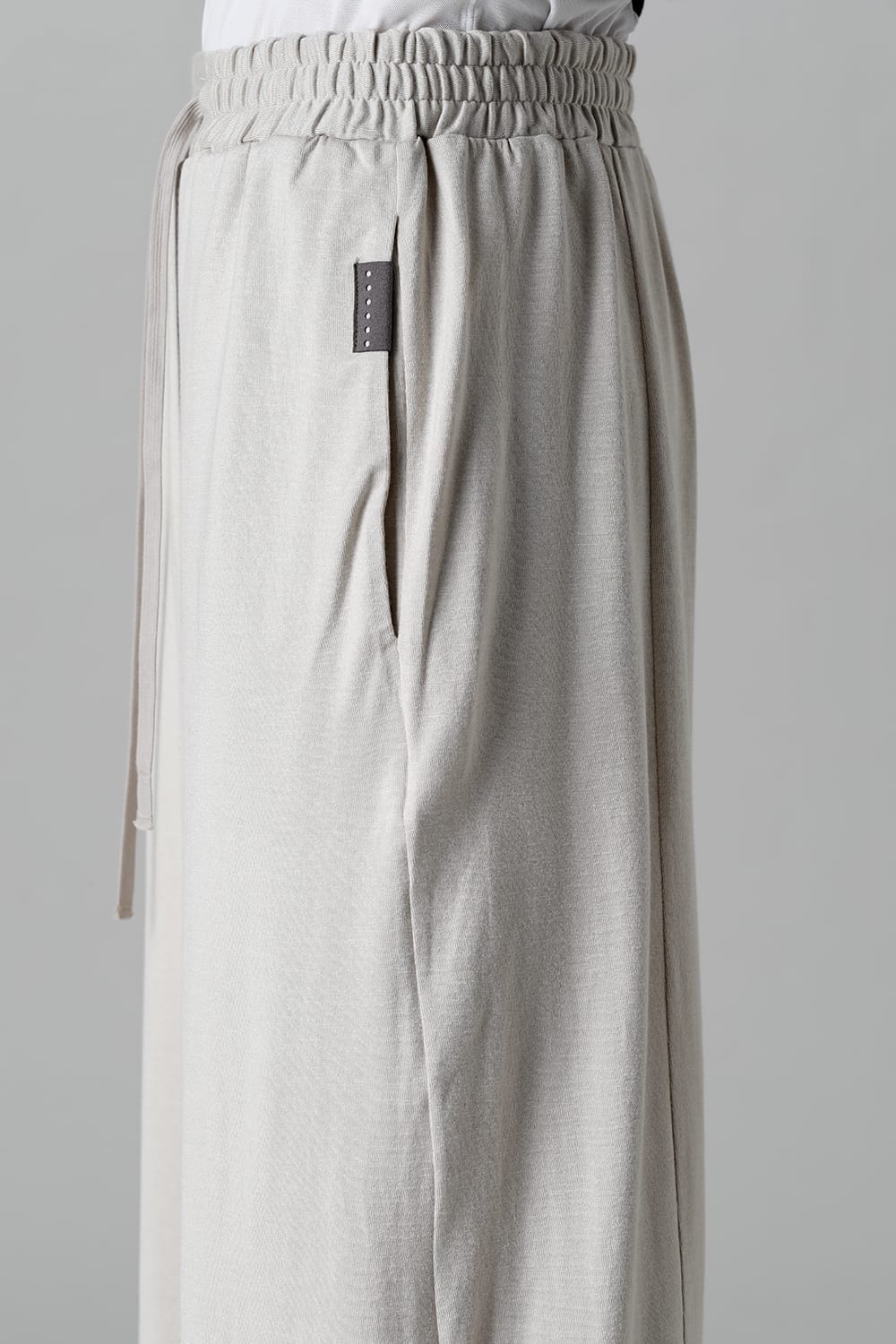 Cropped Pants White Gray