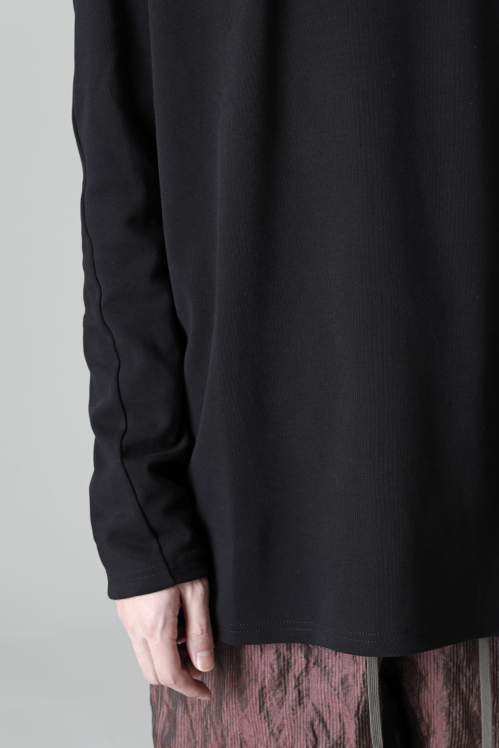 ロングスリーブ ルーズフィット ソフトジャージー  ブラック