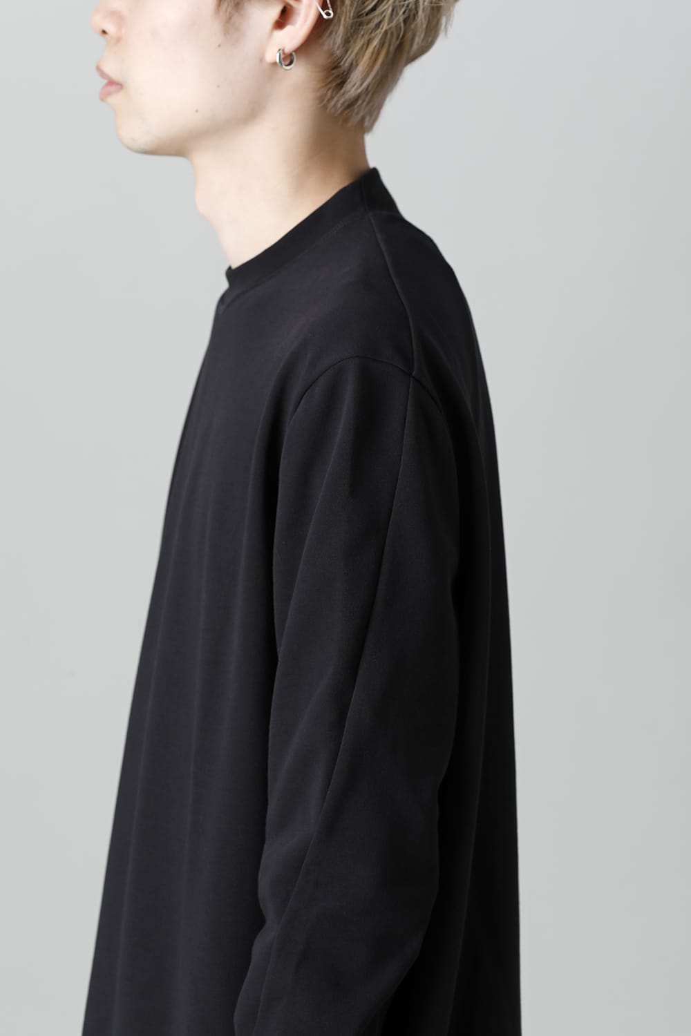 ロングスリーブ ルーズフィット ソフトジャージー  ブラック