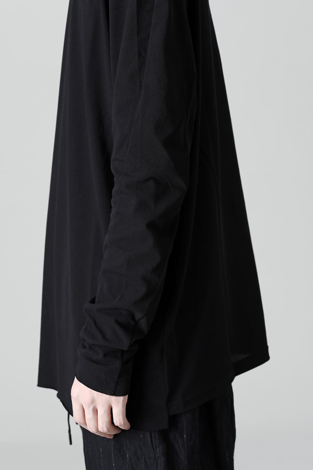 Long sleeve loose fit tight twist yarn jersey  Black