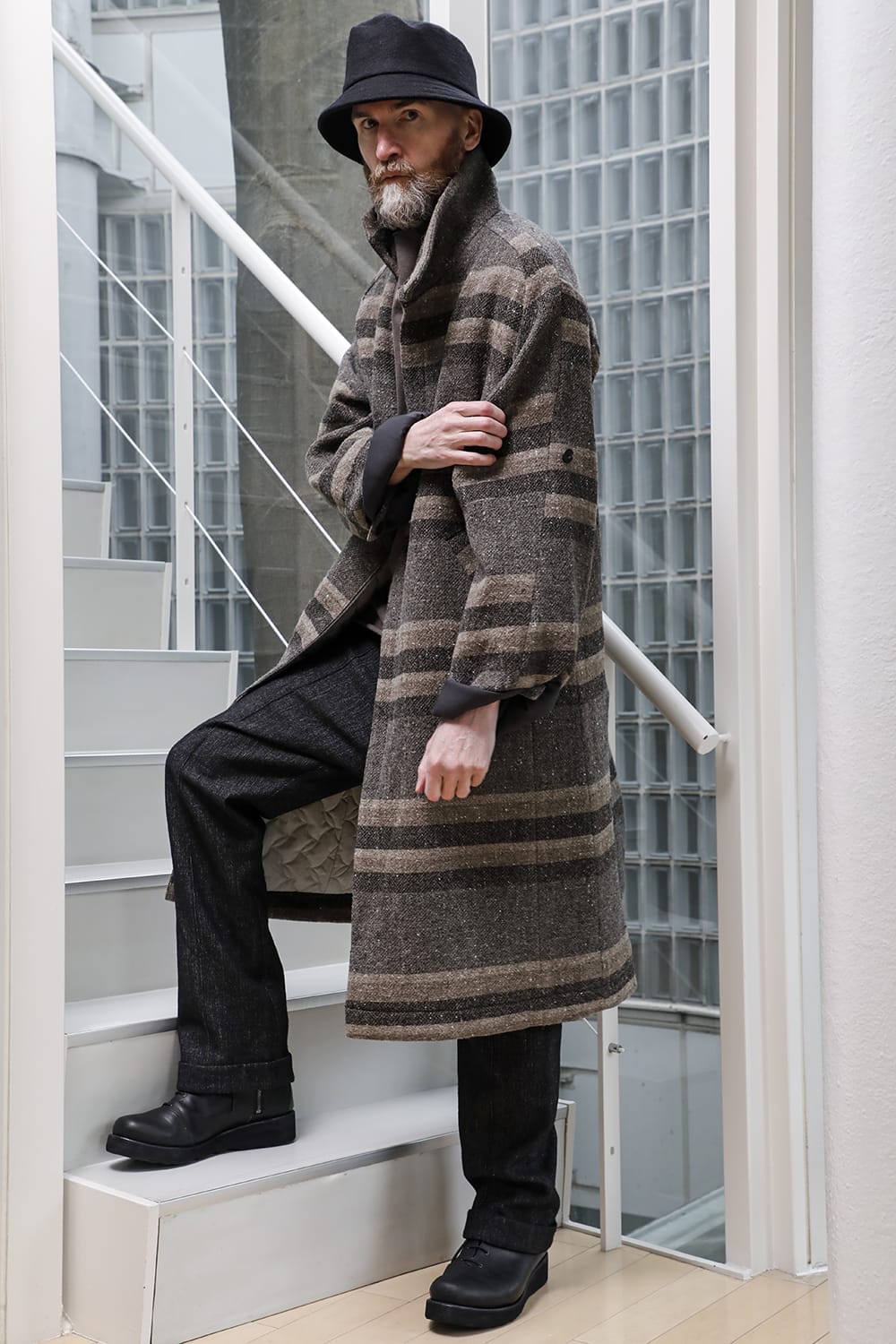 ハイネック コート ストライプ ウール