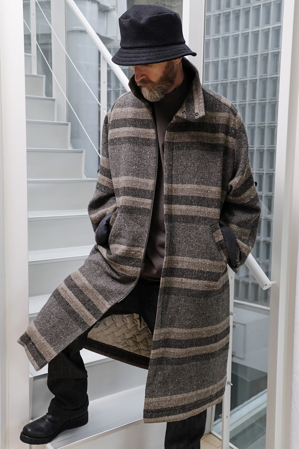 ハイネック コート ストライプ ウール