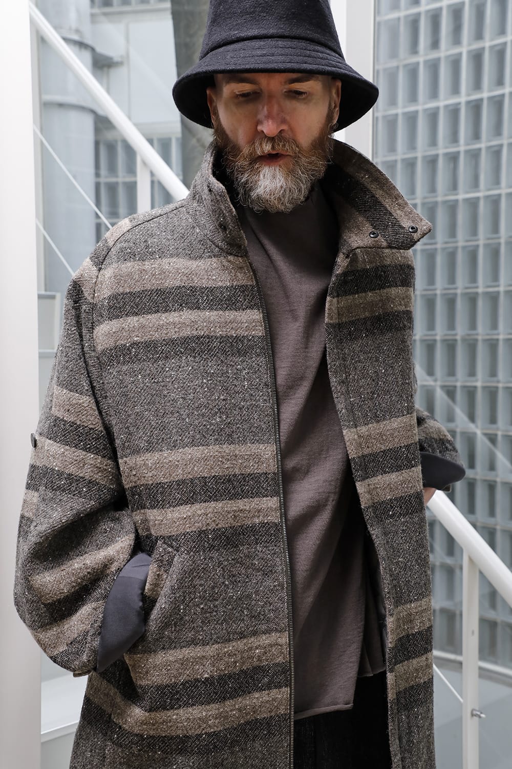 ハイネック コート ストライプ ウール